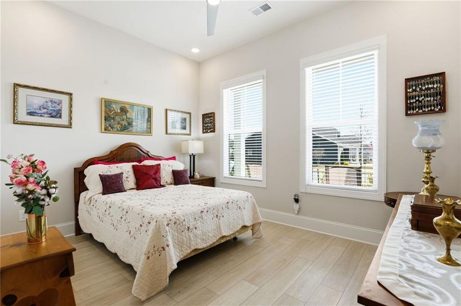 Furnished interior view inside a new home in The Reserve at Bells Ferry, Kennesaw (Image 10). Furnished interior view inside a new home in The Reserve at Bells Ferry, Kennesaw (Image 10).