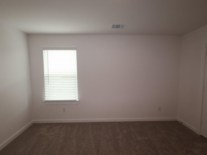 Spacious, unfurnished interior of a new home in Summerview, Fulshear (Image 33). Spacious, unfurnished interior of a new home in Summerview, Fulshear (Image 33).