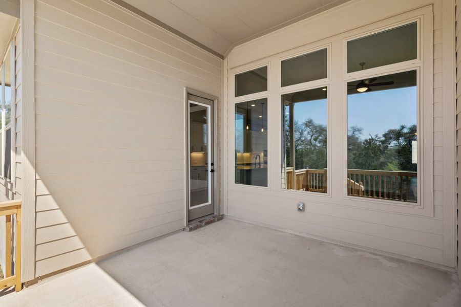 Representative unfurnished interior of a home built from the Sawgrass by Ashton Woods in Berry Creek Highlands, Georgetown (Image 37). Representative unfurnished interior of a home built from the Sawgrass by Ashton Woods in Berry Creek Highlands, Georgetown (Image 37).