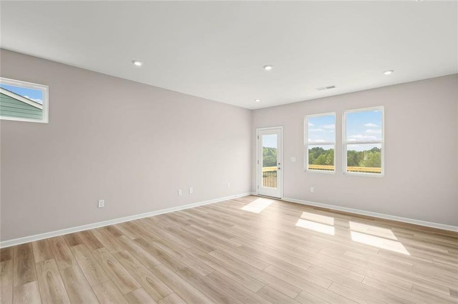 Spacious, unfurnished interior of a new home in Villas at Gold Creek, Dawsonville (Image 35).