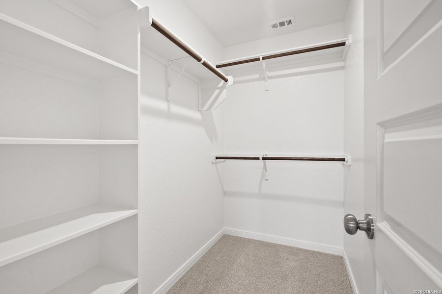 Spacious, unfurnished interior of a new home in Abbott Place, St. Hedwig (Image 18).