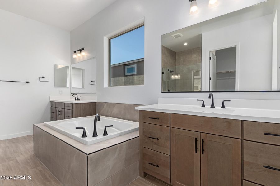 14 - Monterey 14 - Monterey