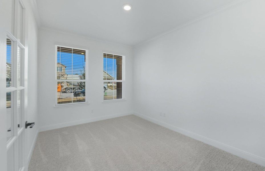 Spacious, unfurnished interior of a new home in Patterson Ranch, Georgetown (Image 20).