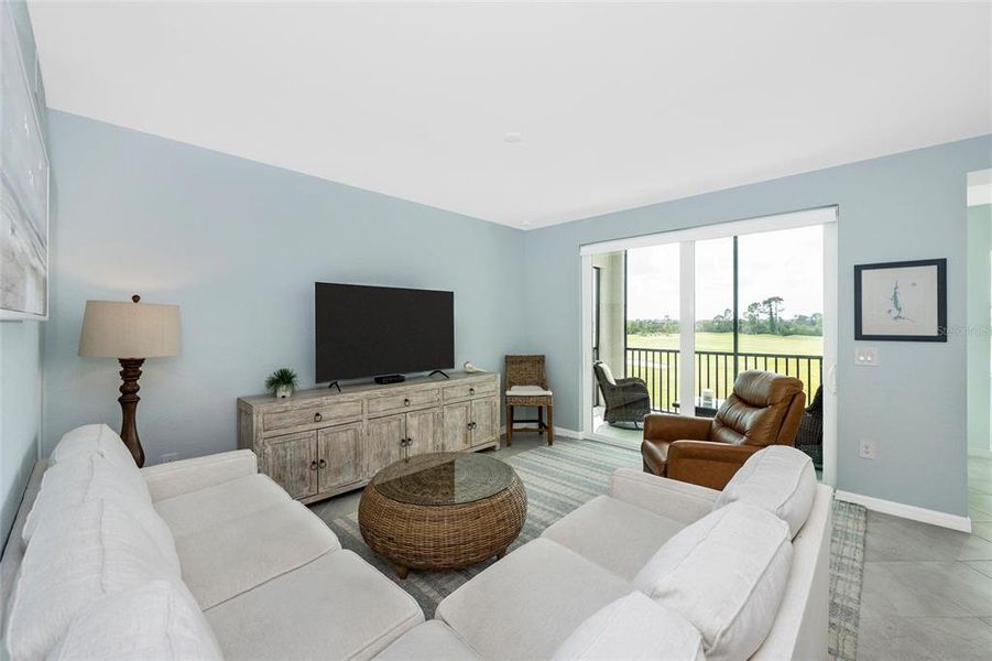 Furnished interior view inside a new home in , Venice (Image 31).