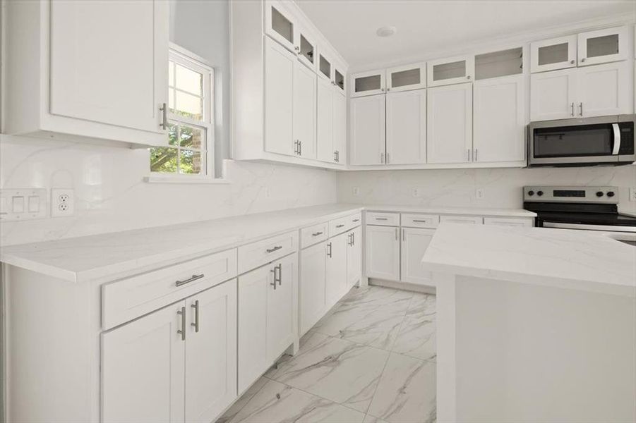 Furnished interior view inside a new home in , Royse City (Image 8). Furnished interior view inside a new home in , Royse City (Image 8).