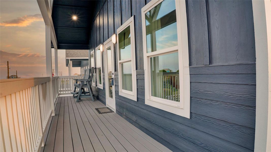 Exterior details and patio area of a home in , Crystal Beach (Image 4).