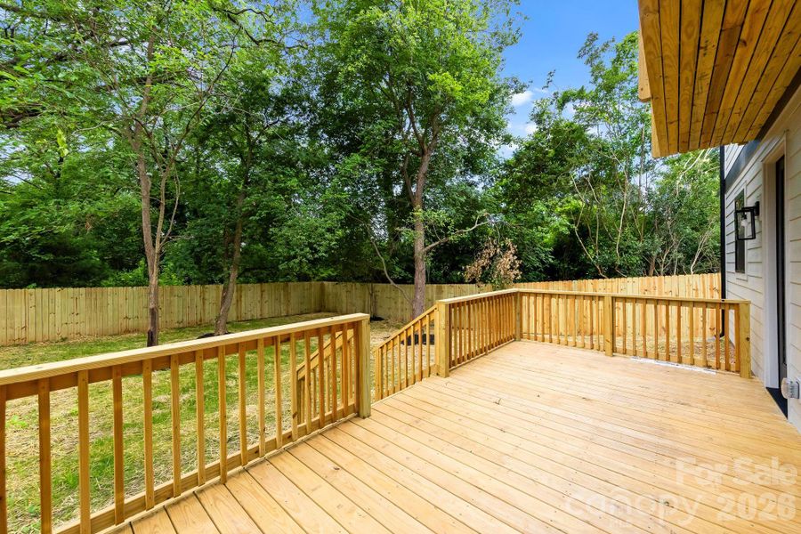 Exterior details and patio area of a home in , Charlotte (Image 28).