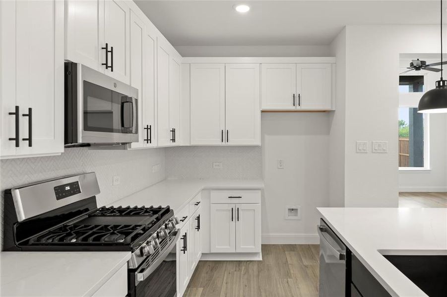 08. 2252 Aspen Chase - Kitchen (3) 08. 2252 Aspen Chase - Kitchen (3)