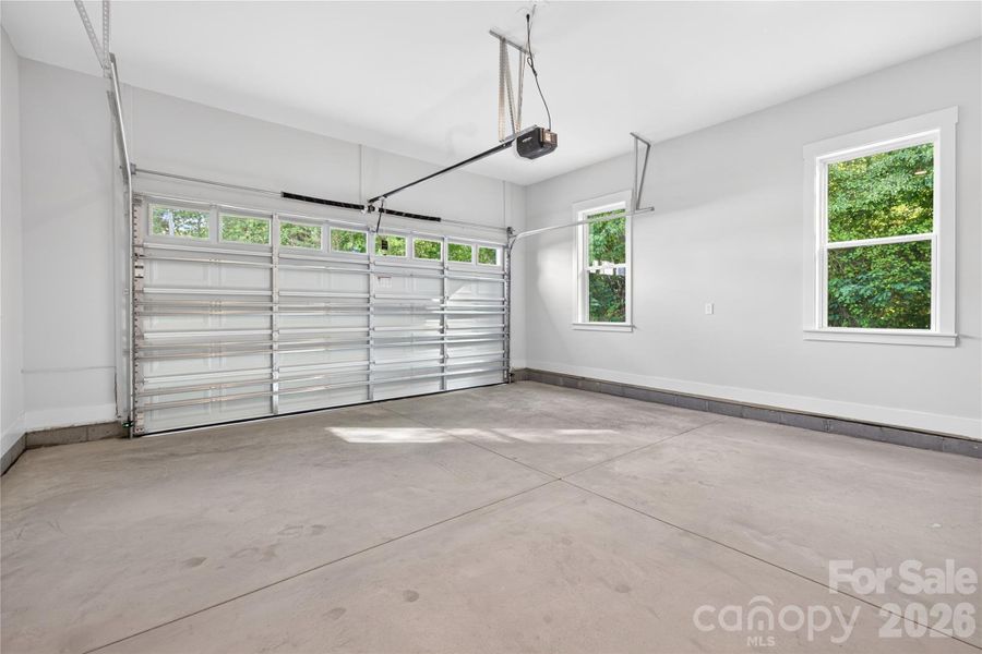 Spacious, unfurnished interior of a new home in , Hickory (Image 35).