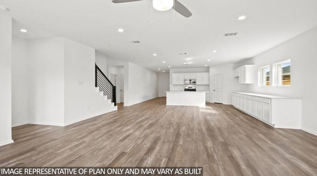 Spacious, unfurnished interior of a new home in Porters Mill, New Caney (Image 6).