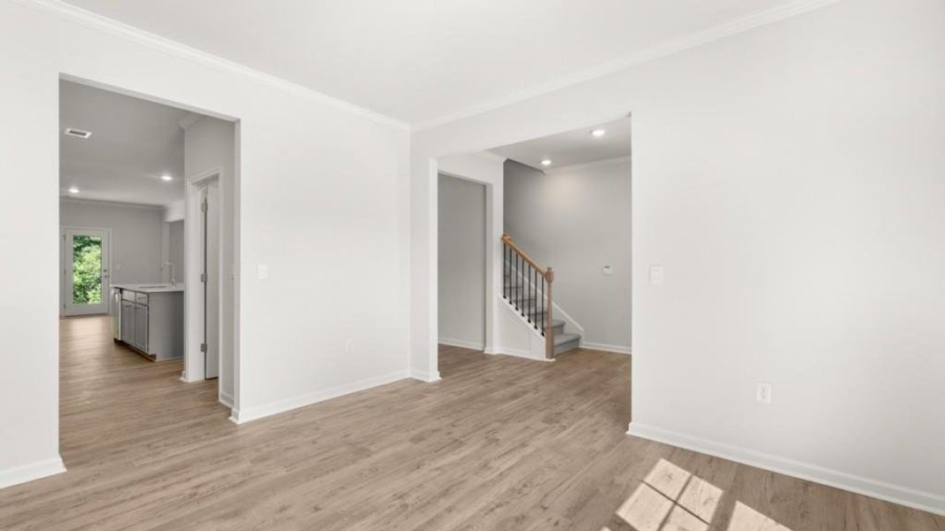 Spacious, unfurnished interior of a new home in Falcon Landing, Gainesville (Image 26).