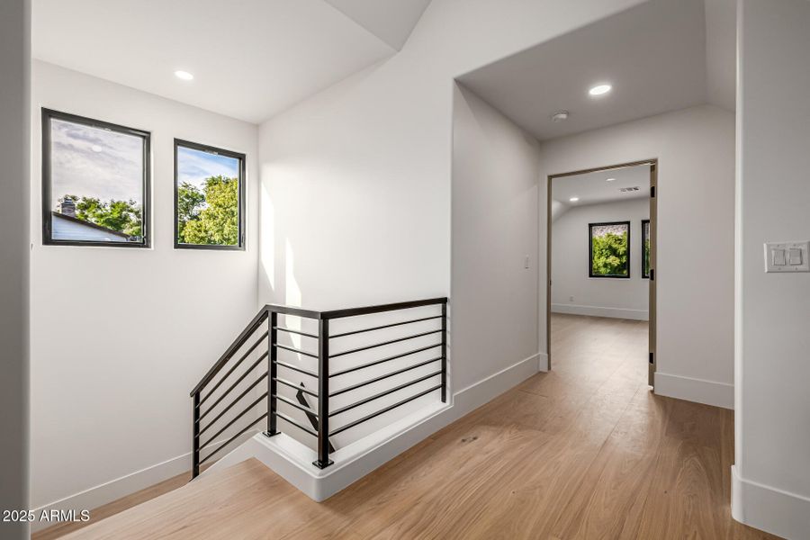 43 - Del Paisano Calle 43 - Del Paisano Calle