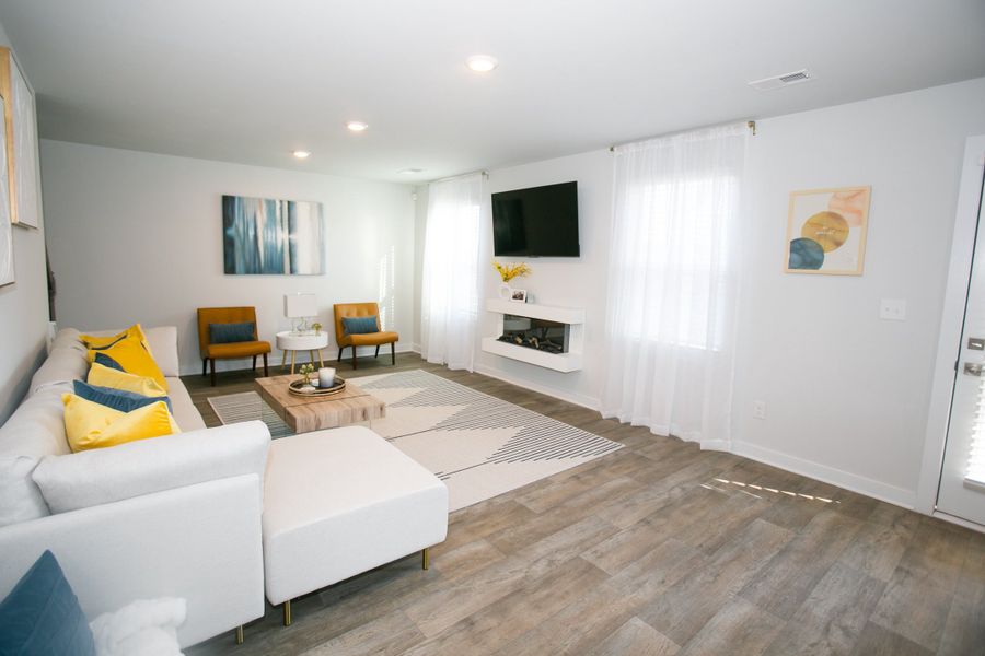 4br New Home in Covington, GA.  - Slide 3