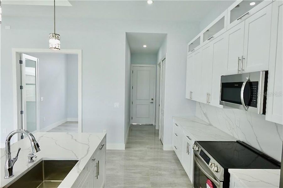 Furnished interior view inside a new home in , Lehigh Acres (Image 33). Furnished interior view inside a new home in , Lehigh Acres (Image 33).