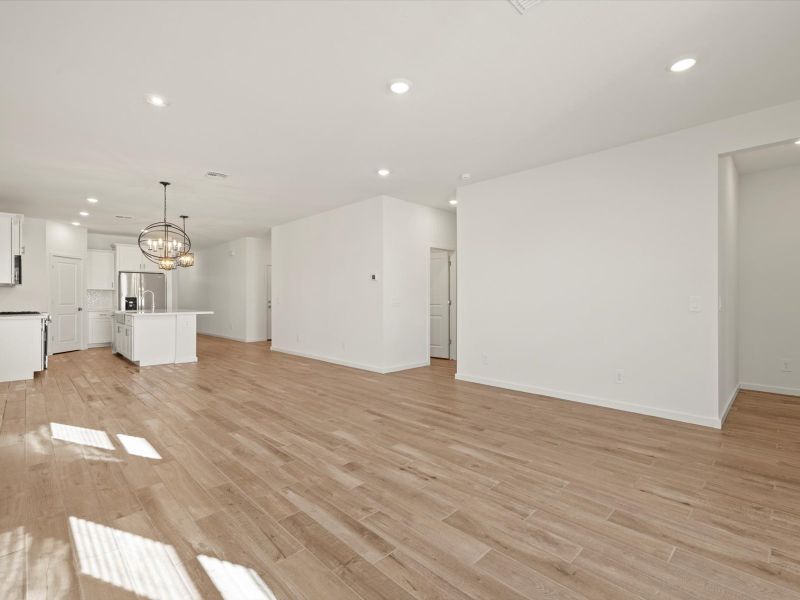 Spacious, unfurnished interior of a new home in Silva Farms - Estate Series, Goodyear (Image 9). Spacious, unfurnished interior of a new home in Silva Farms - Estate Series, Goodyear (Image 9).