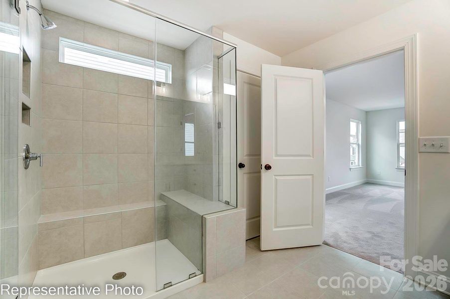 Example of primary luxury shower