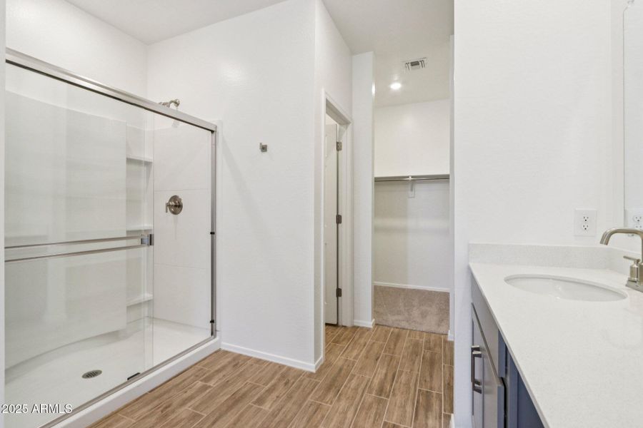 22-web-or-mls-W Pecan Wds-S1907-022 22-web-or-mls-W Pecan Wds-S1907-022