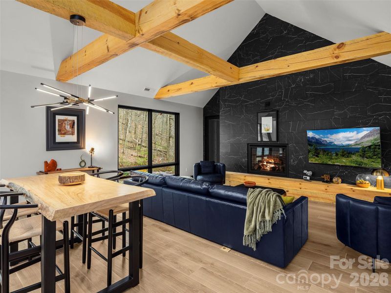 Dining Room/Great Room Dining Room/Great Room