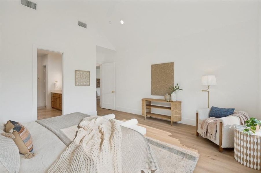 Furnished interior view inside a new home in , Farmers Branch (Image 36).