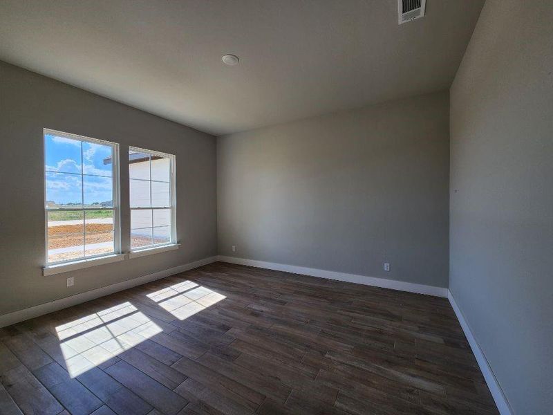 Spacious, unfurnished interior of a new home in Rocky Top, Krum (Image 8). Spacious, unfurnished interior of a new home in Rocky Top, Krum (Image 8).