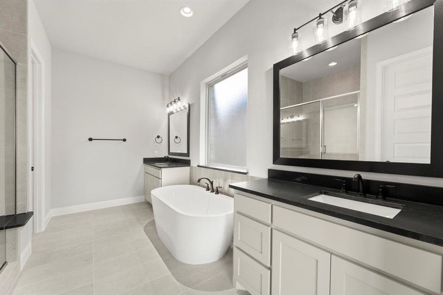 17. 2122 Clairmont - Bath 17. 2122 Clairmont - Bath