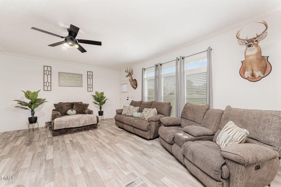 004_dsc05484-edit_576 004_dsc05484-edit_576