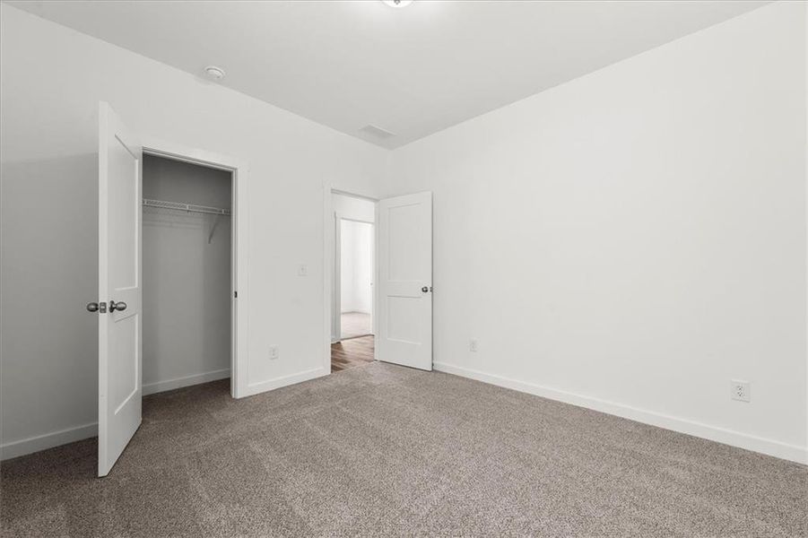 Spacious, unfurnished interior of a new home in Ellington Farms, Statham (Image 12).