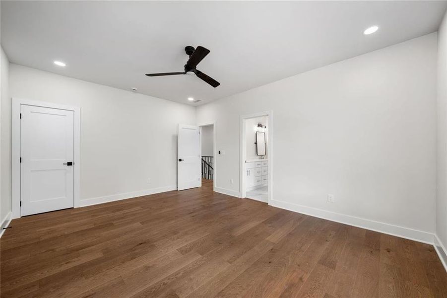 Spacious, unfurnished interior of a new home in , Atlanta (Image 90).