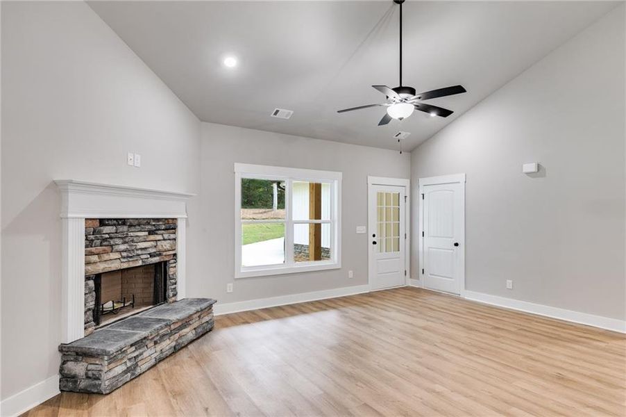 Spacious, unfurnished interior of a new home in , Buchanan (Image 46).