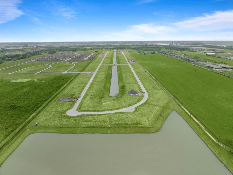 Site preparation for new homesites in Grand Oaks, Mont Belvieu (Image 5).