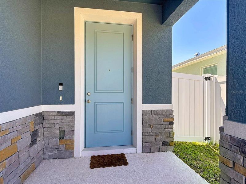 Exterior details and patio area of a home in , Davenport (Image 26).