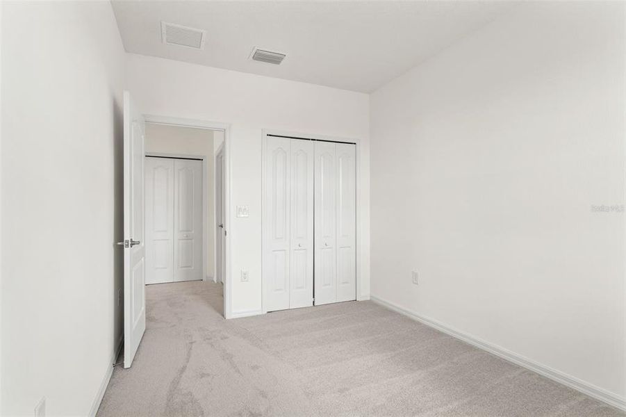 Spacious, unfurnished interior of a new home in , Bradenton (Image 33).