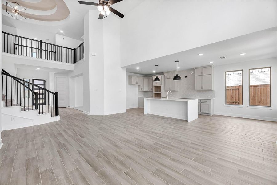 Spacious, unfurnished interior of a new home in Jordan Ranch – 60', Brookshire (Image 16). Spacious, unfurnished interior of a new home in Jordan Ranch – 60', Brookshire (Image 16).