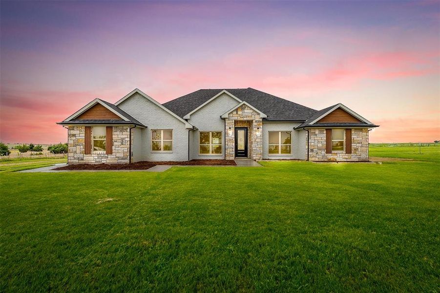 Gorgeous New Built Home! Move in Ready! Gorgeous New Built Home! Move in Ready!