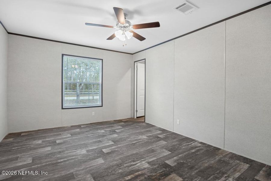 Spacious, unfurnished interior of a new home in , Hastings (Image 17).