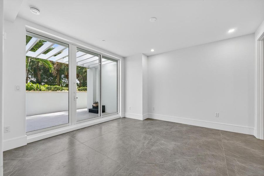 1 S Coastal Way (20)