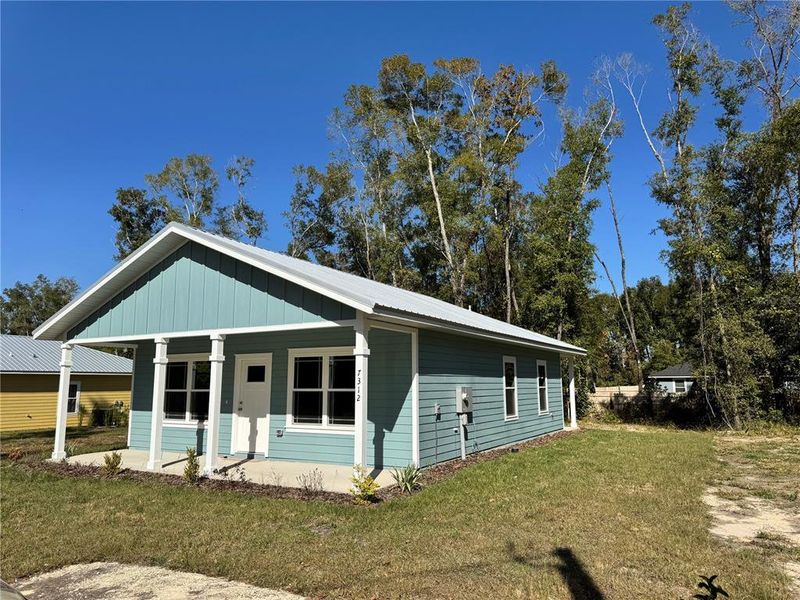 Exterior details and patio area of a home in , Trenton (Image 17).