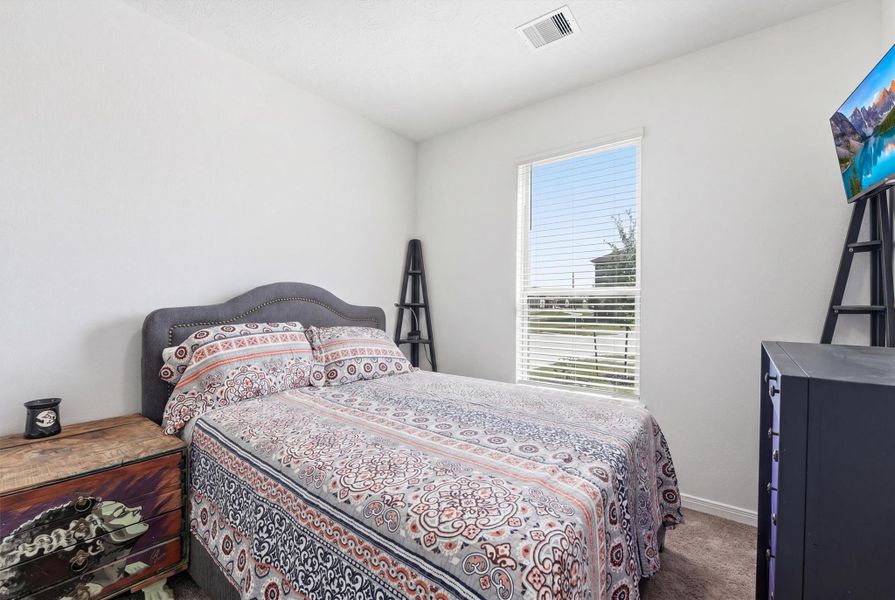 Furnished interior view inside a new home in Vida Costera, Texas City (Image 17).
