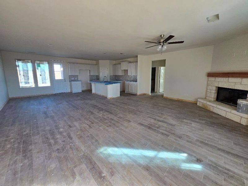 Spacious, unfurnished interior of a new home in Hillview Addition, Decatur (Image 3).