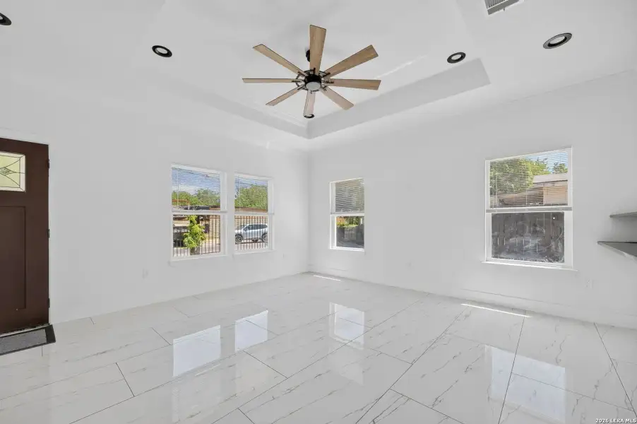 Spacious, unfurnished interior of a new home in , San Antonio (Image 21).