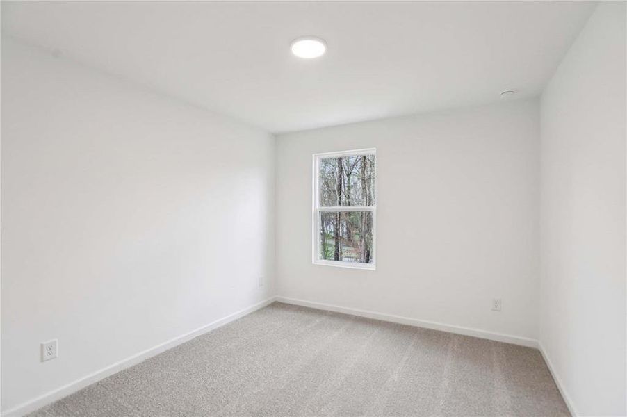 Spacious, unfurnished interior of a new home in Leydenview, Mableton (Image 20).