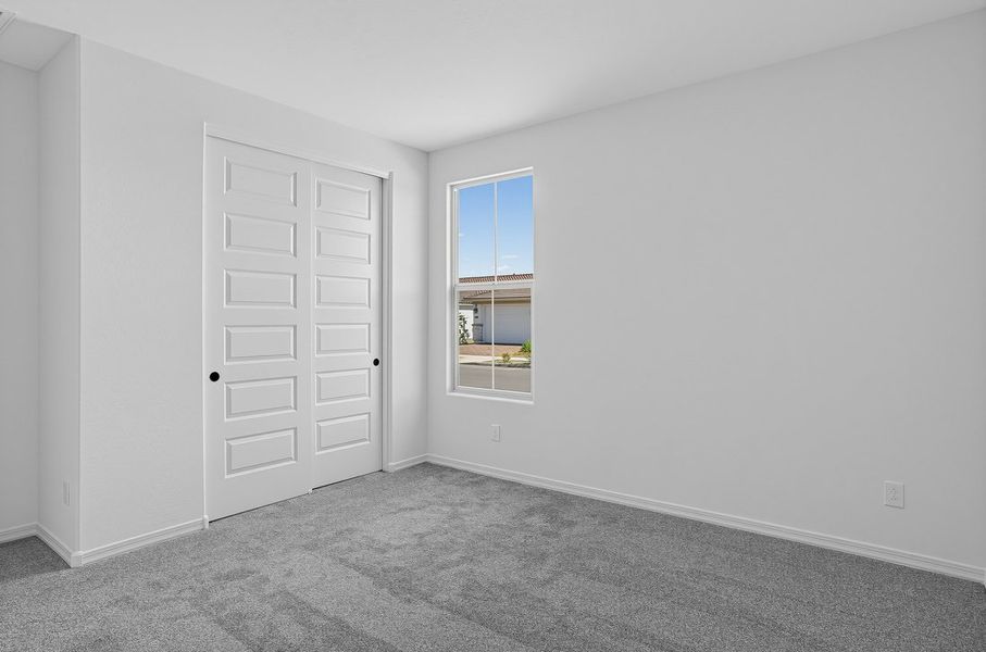 Spacious, unfurnished interior of a new home in Artisan at Asante, Surprise (Image 19).