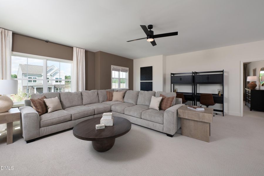 RAL_PNT_Caroline_LOFT RAL_PNT_Caroline_LOFT