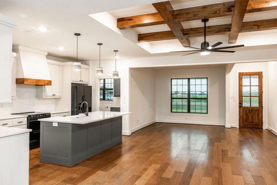 Furnished interior view inside a new home in , East Bernard (Image 3).