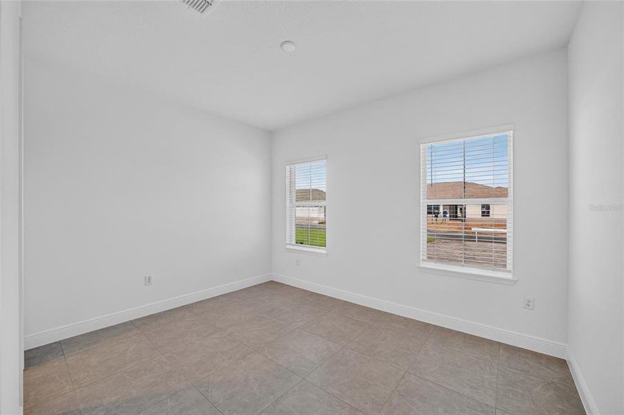Spacious, unfurnished interior of a new home in , Ocala (Image 44).