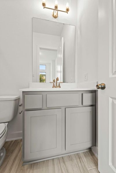 Representative image. Features, selections and colors may vary.