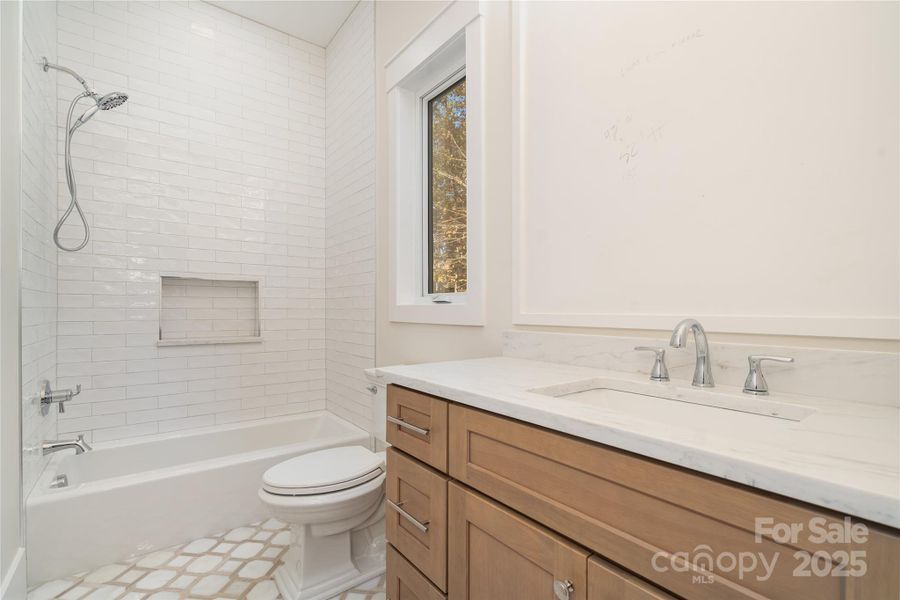 Image 40 of a home in .