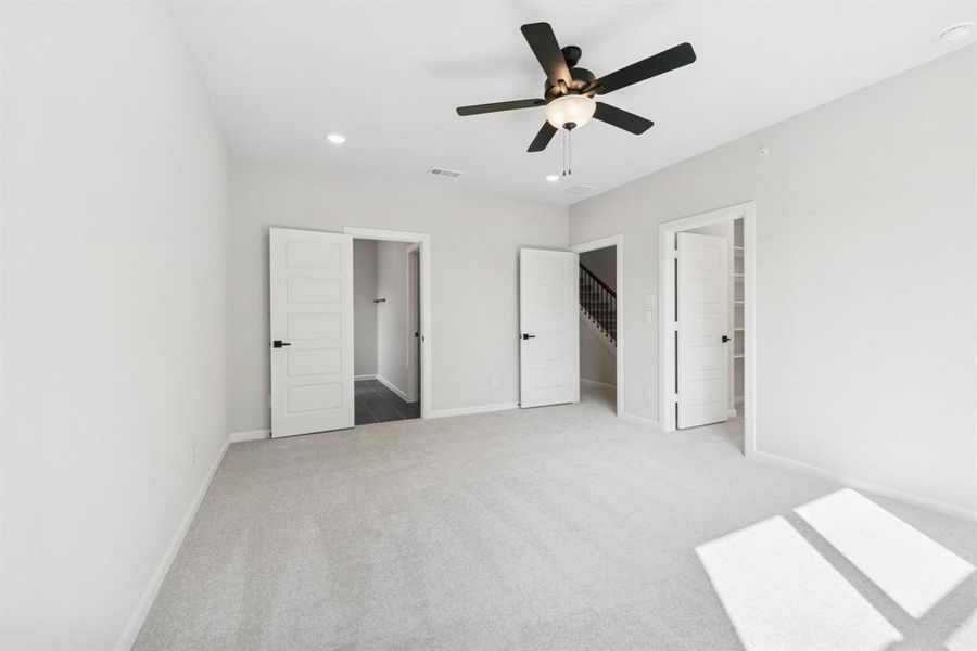 Spacious, unfurnished interior of a new home in Hillside at Las Colinas, Irving (Image 13). Spacious, unfurnished interior of a new home in Hillside at Las Colinas, Irving (Image 13).