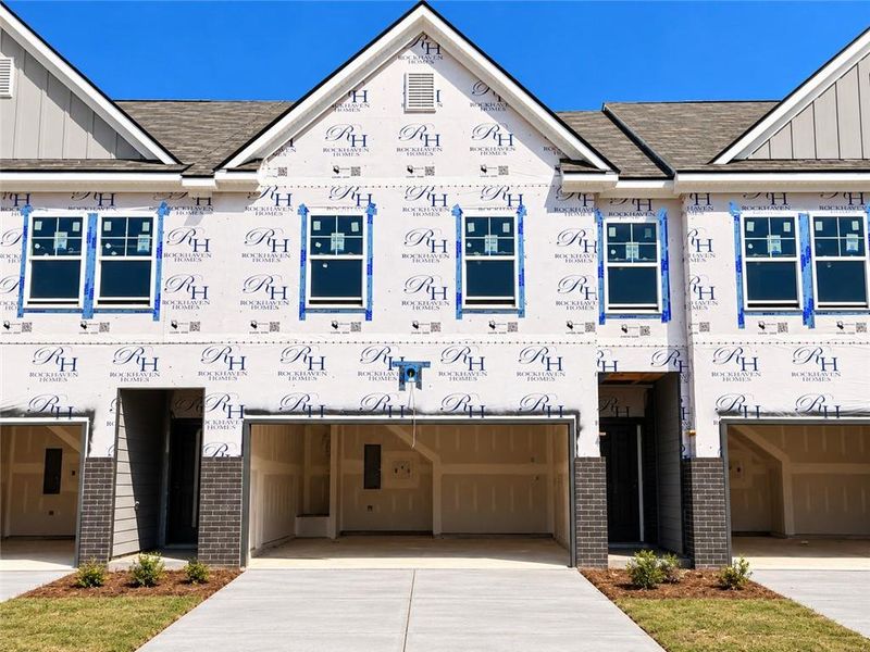 Image 63 of a home in Reeves Park.