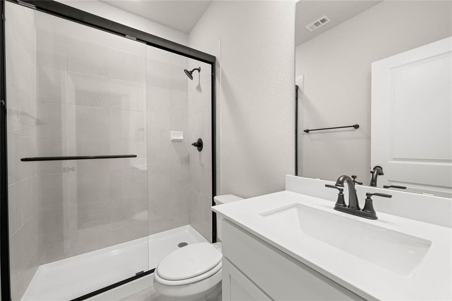 Furnished interior view inside a new home in Country Hollow Sales Phase 1, Aledo (Image 6). Furnished interior view inside a new home in Country Hollow Sales Phase 1, Aledo (Image 6).